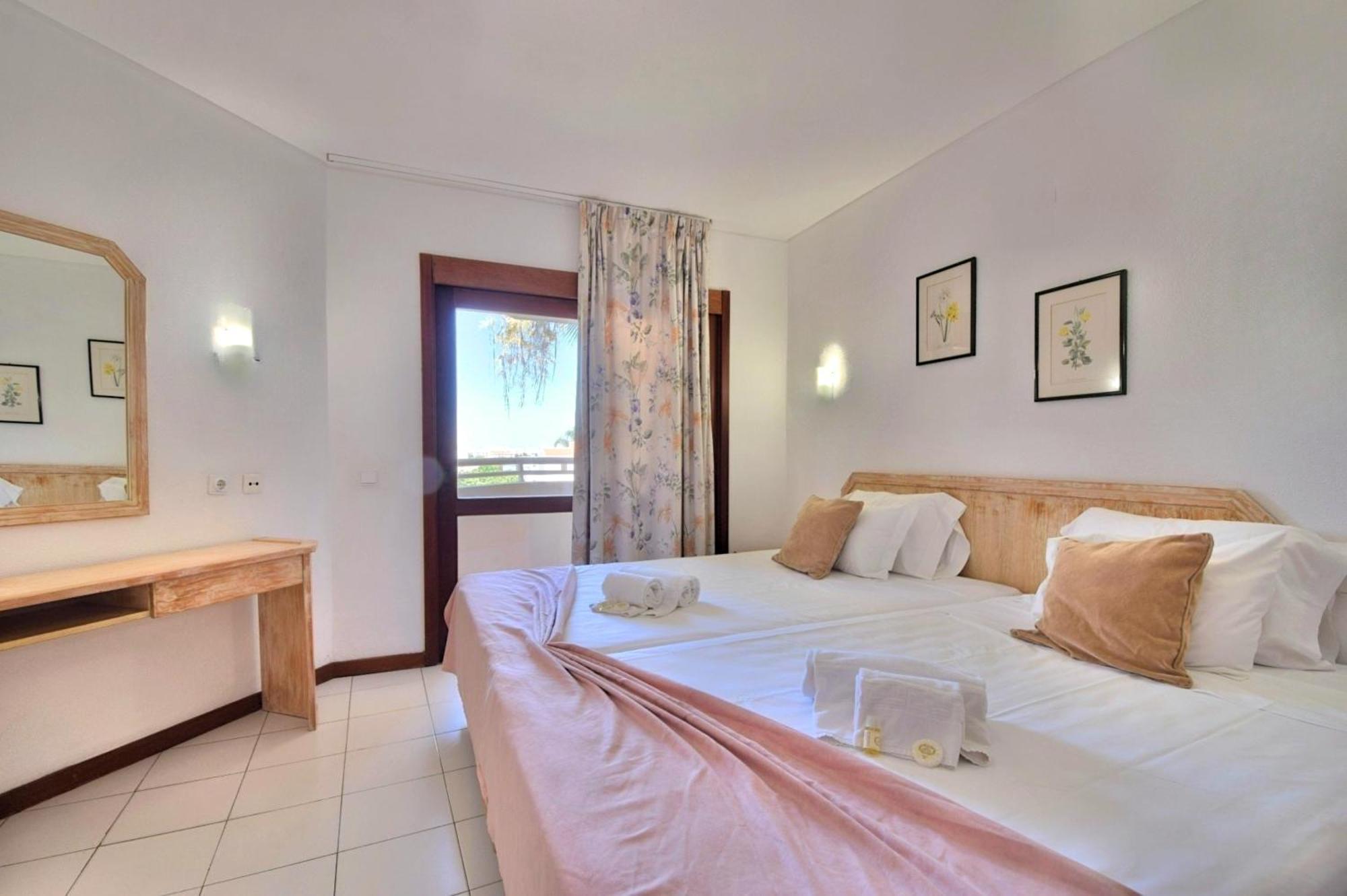 Bellavista Avenida By Beguest Aparthotel Albufeira Exteriör bild